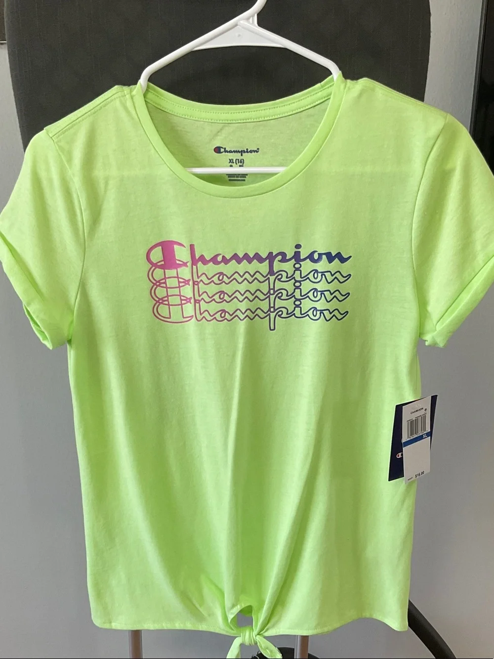 Champion Girls XL (16) Graphic T-Shirt